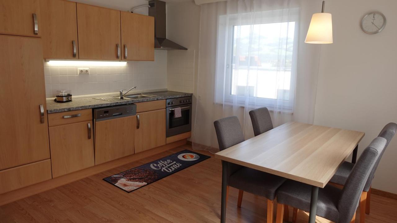 Joe'S Appartement Ebbs Bagian luar foto